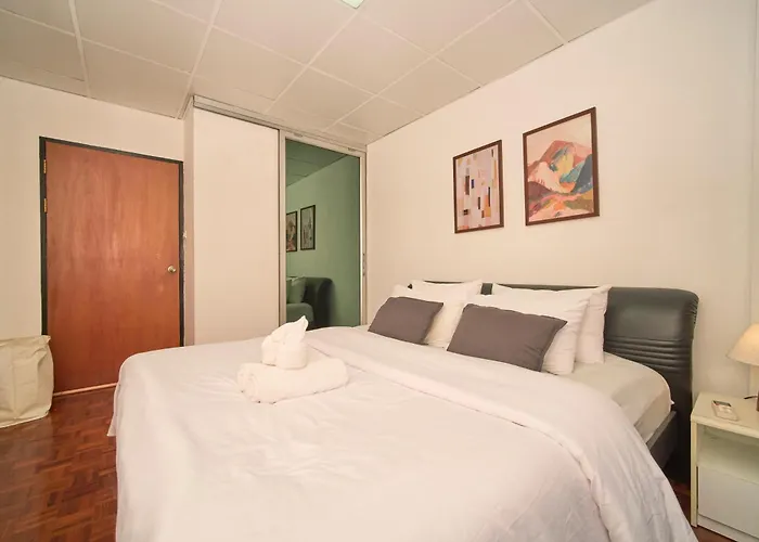 Sukhumvit 23, Asoke, Executive 70sqm Suite, Full Office 公寓 曼谷
